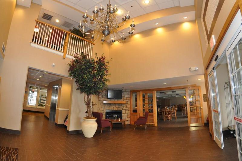 Comfort Inn & Suites Sturbridge-Brimfield Екстер'єр фото