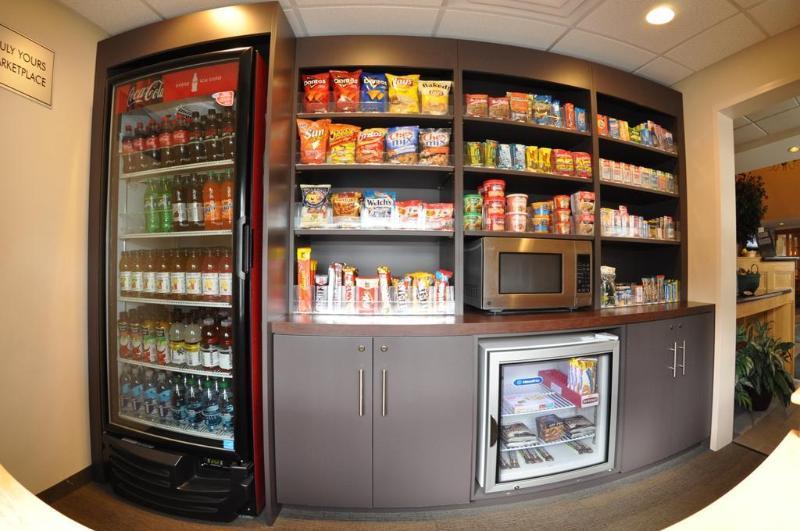 Comfort Inn & Suites Sturbridge-Brimfield Екстер'єр фото